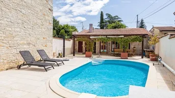 Expose Haus Zu verkaufen: renoviertes Istrienhaus mit Pool – Kanfanar, 208 m², zwei Objekte