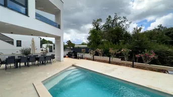 Expose Haus Perfektes Familienhaus mit Pool in Banjolama, nahe dem Strand und der Natur