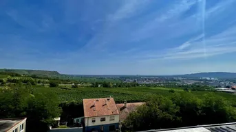 Expose Neubau Erstbezug Moderne Zwei Zimmer Wohnung mit fabelhafter Aussicht