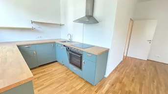 Expose 2-Zimmer Wohnung mit offener, möblierter Küche und großem Schlafzimmer!