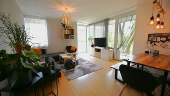 Expose Helle Dachgeschoßwohnung mit Balkon in den grünen Innenhof &amp; Tiefgaragenplatz