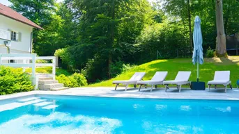 Expose SEEBLICKVILLA mit Pool - großzügigen SEEZUGANG &amp; Boje in idyllischer Waldrandlage am WÖRTHERSEE