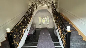 Expose Große und vollständig renovierte 11-Zimmer-Villa in Wien
