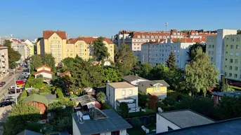 Expose Sehr ruhige Dachgeschoßwohnung mit schönem Blick ins Grüne - sehr gute öffentliche Anbindung