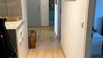 Expose Erdgeschoss 2-Zimmer Wohnung mit Balkon und Stellplatz in Aurolzmünster