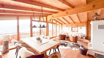 Expose Luxuriöses Chalet mit Hüttenfeeling und spektakulärem Panoramablick