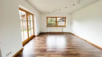 Expose Freizeitwohnsitz - Gartenmaisonette direkt am Golfplatz von Reith