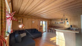 Expose Freizeitwohnsitz - charmantes Apartment mit Hüttenfeeling in traumhafter Panoramalage