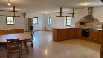 Expose Helle 3-Zimmer Neubauwohnung mit Loggia und Parkplatz