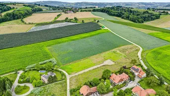 Expose Sonniger Baugrund in der Scharten | Wohnen am Feldrand |derzeit unverbaubarer Grünblick | Ruhelage am Feldrand