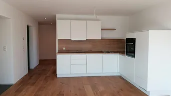 Expose Neuwertige 2-Zimmer Wohnung mit Südausrichtung und großer Terrasse
