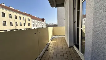 Expose Neuer Preis: 3 Zimmer Wohnung mit Balkon
