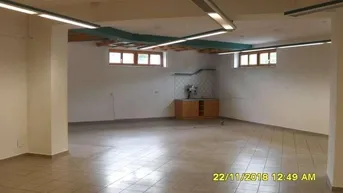 Expose GESCHÄFTSLOKAL IN ZENTRALER LAGE