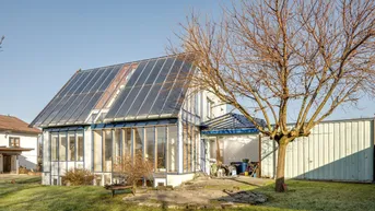 Expose Ökologisches Traumhaus mit Garten und begehbarer Dachterasse