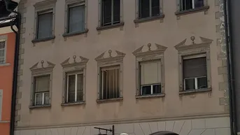 Expose Wohnen mit Altstadt-Flair: Wunderschöne neu renovierte 2 Zimmer Stadtwohnung - ein Schmuckstück zum Verlieben