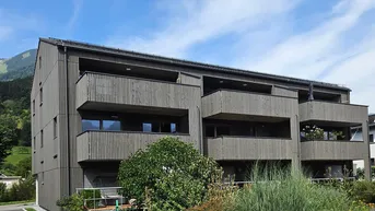 Expose Stilvolle Neubau 3-Zimmer Wohnung mit Balkon und Tiefgarage
