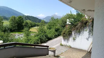 Expose Haus in 0mes 180m² mit Garten, Garage und atemberaubendem Bergblick!