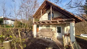 Expose **Idyllisches sanierungsbedürftiges Haus** zu einen Spitzenpreis!