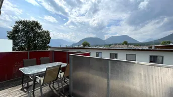 Expose Traumhafte Maisonette mit 3 Garagenplätzen