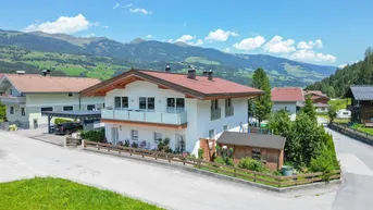 Expose Idyllisches Zweifamilienhaus in Hollersbach im Pinzgau