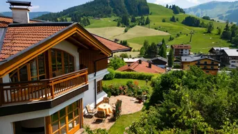 Expose Außergewöhnliche Bergimmobilie mit majestätischem Ausblick -Tradition trifft Panorama