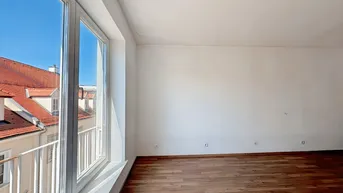 Expose Zentral. Modern. Bezugsfertig - Traumhafte neu renovierte 3 Zimmer Wohnung mit Blick auf den Wiener Neustädter Dom!