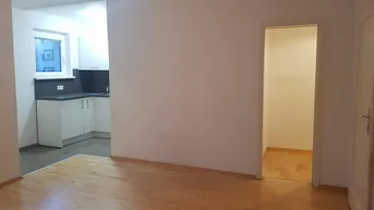 Expose Sonnige 1,5-Raum-Wohnung mit EBK und Balkon in Salzburg