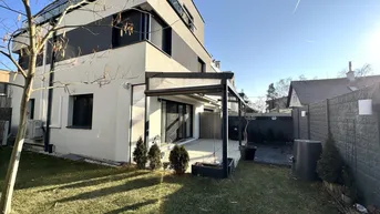 Expose Eckreihenhaus mit toller Ausstattung - Wärmepumpe - PV Anlage