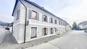 Expose Renovierungsbedürftiges Haus zum VERKAUF - für BAUTRÄGER oder BASTLER