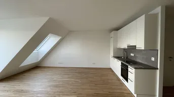 Expose Geräumige 2-Zimmer Wohnung mit viel Licht! Willkommen zu Hause