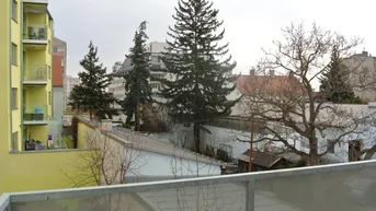 Expose Baumer 21- Coole Starterwohnung, Blick ins Grüne, Ruhelage und Top Öffi- Anbindung