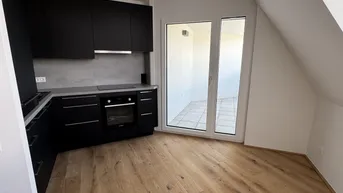 Expose 2-Zimmer Dachgeschosswohnung! Traum Terrasse/Loggia! Praktischer Grundriss!