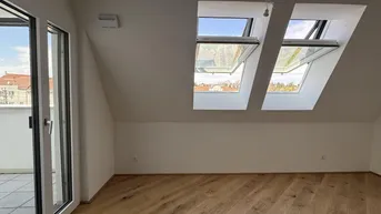 Expose 2-Zimmer Dachgeschosswohnung! Traum Terrasse/Loggia! Praktischer Grundriss!