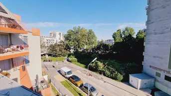Expose EIGENGRUND NÄHE ALTE DONAU – FREIFLÄCHEN - LUFTWÄRMEPUMPE – KELLER – GARAGE – U-BAHN!