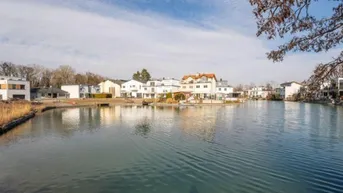 Expose Das HAUS am SEE umgeben von viel Naturwald, Tennisplatz/ Spielplatz inklusive - Natur PUR