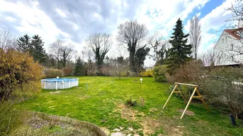 Expose Einfamilienvilla mit hochwertigster Ausstattung und großzügigem Garten!!