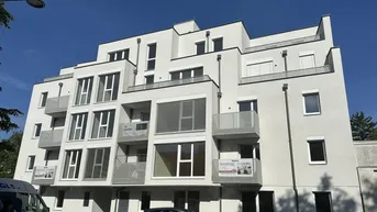 Expose Top ANLAGE- Baumer 21- Coole Starterwohnung, Blick ins Grüne, Ruhelage und Top Öffi- Anbindung