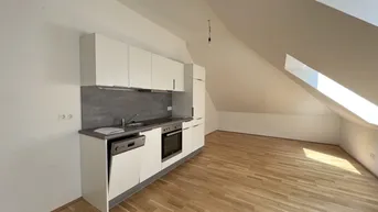 Expose Sonnige, helle 2 Zimmer Wohnung- in nur 16 min. mit der Schnellbahn zur U6 Wien Meidling