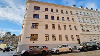 Expose Elegant sanierte 3 Zimmer Altbauwohnung- Nähe U4- Unter St. Veit