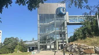 Expose 120 Meter zur U1 Oberlaa- Sonnige, barrierefreie südseitige Wohnung mit Top U1 Anbindung- inkl. Küche