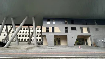 Expose Ab 01.12.2025 verfügbar - Komfortabel parken – Ihr Stellplatz steht bereit!