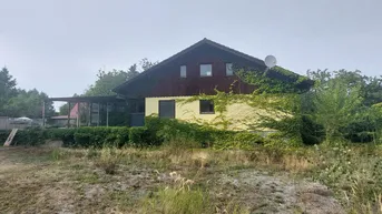 Expose SELTENHEIT - Haus auf 1.854m² großen autarken Grundstück