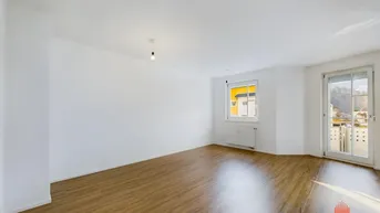 Expose Kürzlich sanierte 4-Zimmer Wohnung in bester Lage zu verkaufen