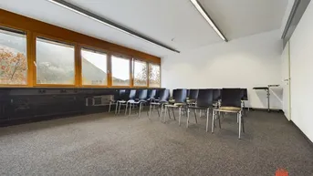 Expose Helles Büro in guter Lage