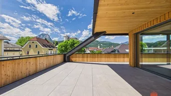 Expose Verkauft: Riesiges Penthouse mit Festungsblick