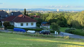 Expose Wunderschönes Baugrundstück in gefragter Lage - mit Blick über Wels!