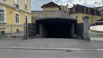 Expose Sichern Sie sich Ihren Tiefgaragenstellplatz in Wels – nur 120 € Miete!
