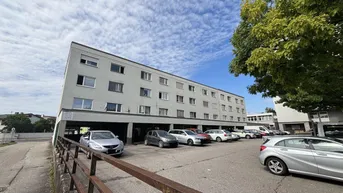 Expose Gepflegte 2-Zimmer-Wohnung mit Loggia und KFZ-Stellplatz!