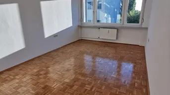 Expose Wg Zimmer mit 18m² in einer 3 WG , Mitbewohnerin gesucht