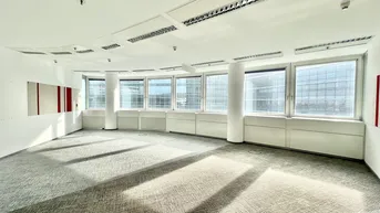 Expose Bürofläche im ANDROMEDA Tower